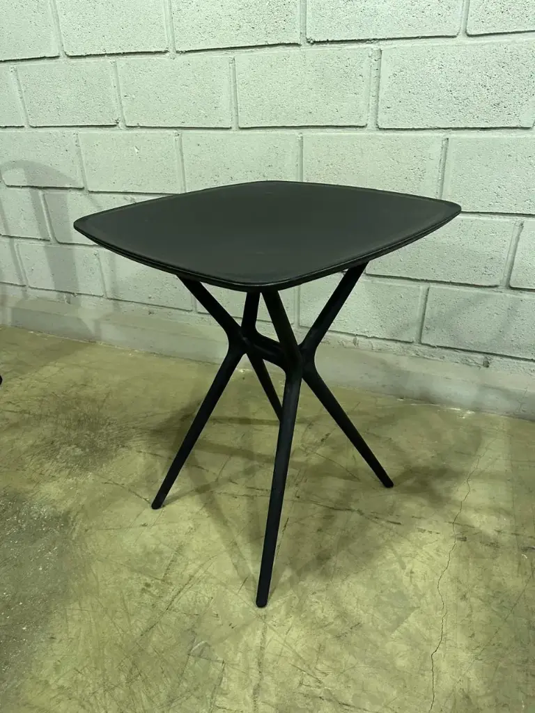 Mesa Bar Cuadrada 60 x 60 de Polipropileno Negro