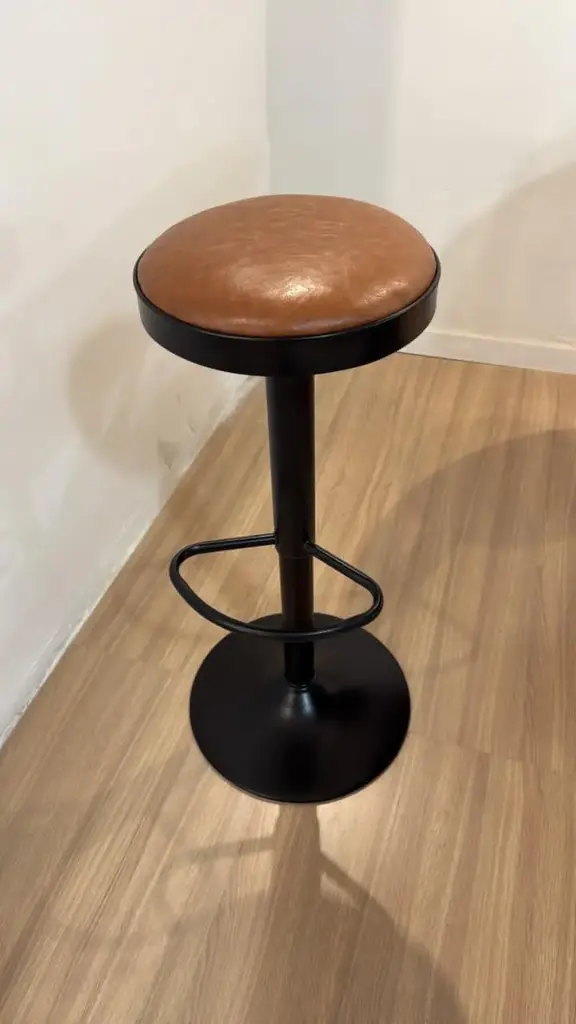 Banqueta Retro Redonda Ecocuero Marrón