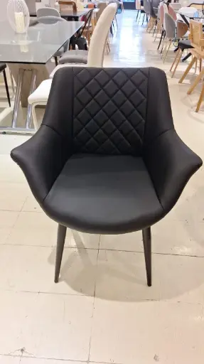 [ONCE00N] Sillon capitone negro